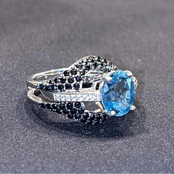 Blue Topaz Ring with Black Spinel Guard - Picture 4 of 7